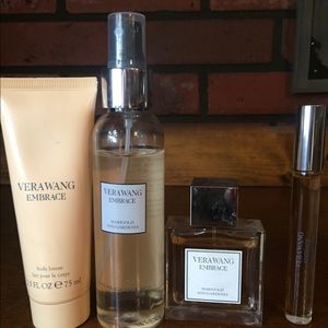 Vera Wang Embrace perfume set